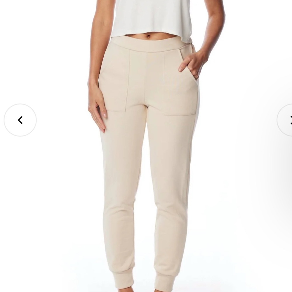 NWT LBLC The Label (Revolve) Women's Joggers Sweatpants Cream Off-White Sz Small